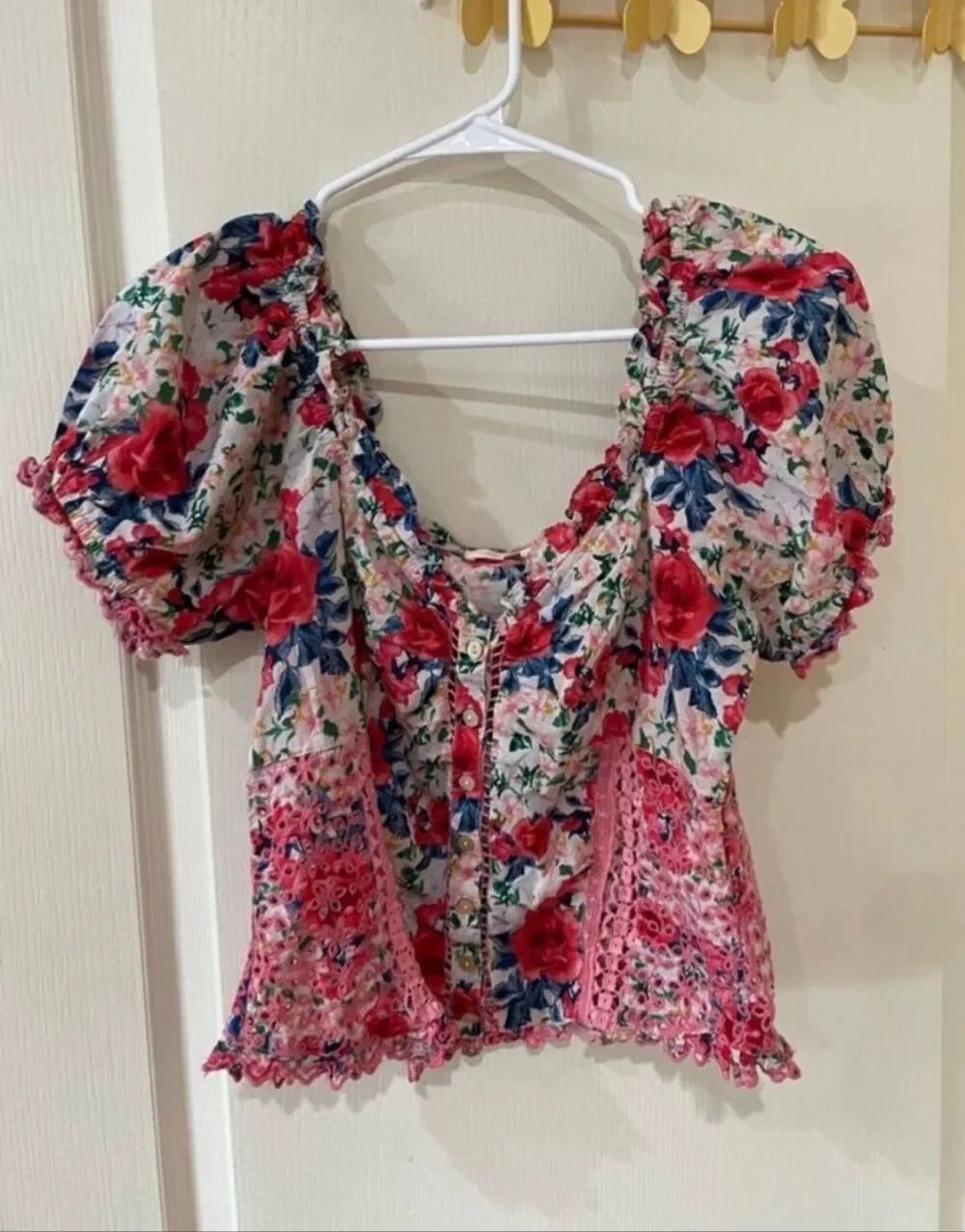 Love Shack Fancy Bryant Blouse in the "Rush of Red" floral size 6